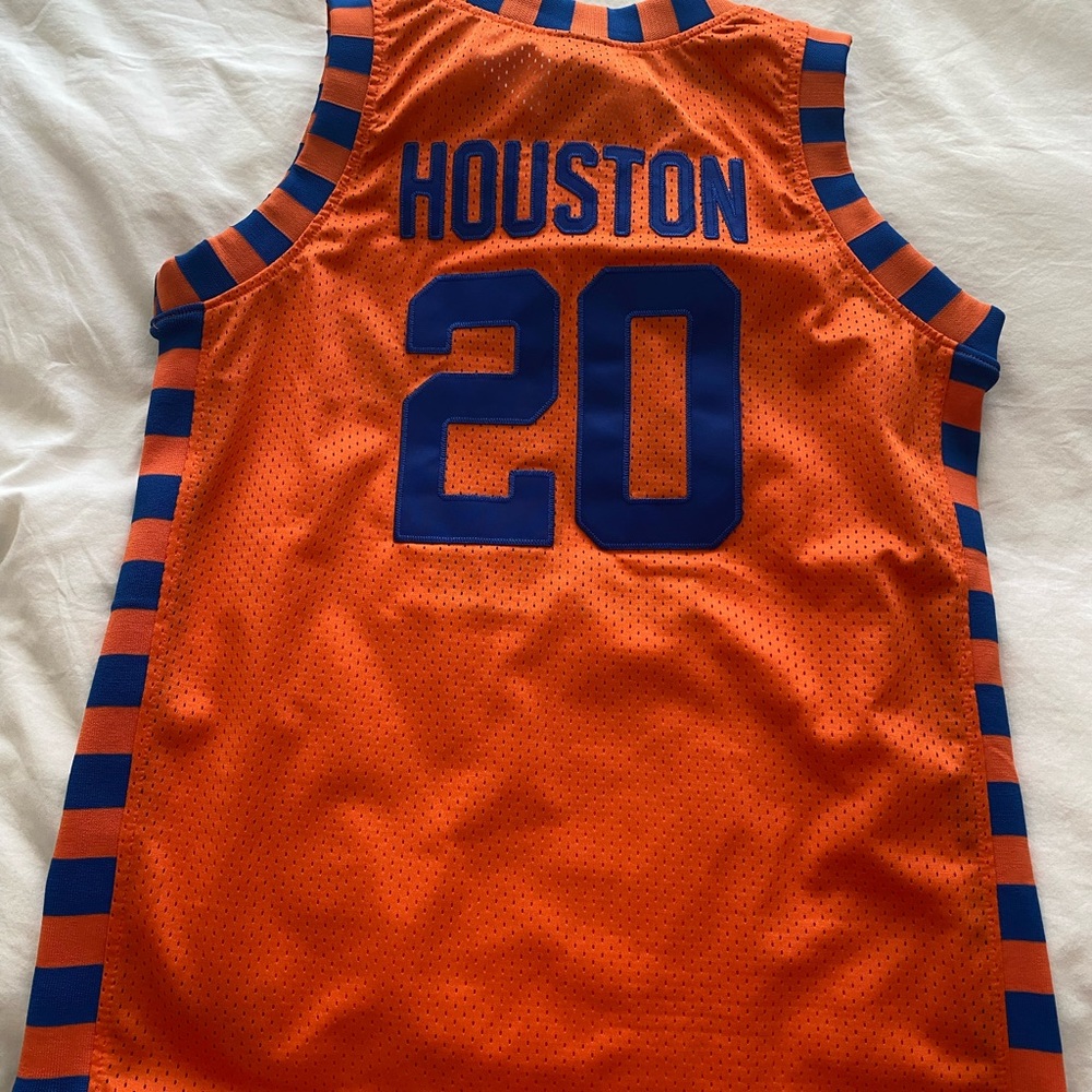 New York knicks jersey— youth size M - Picture 4 of 6